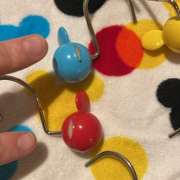 Mickey and Minnie Bathroom Bundle 🐭 - Picture 6 of 13